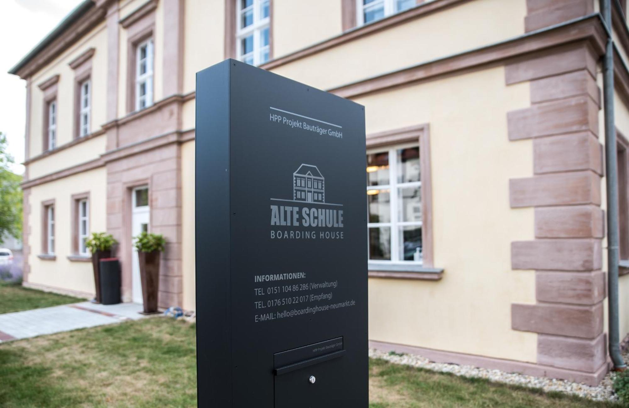 Boardinghouse Neumarkt Alte Schule Ноймаркт  Экстерьер фото